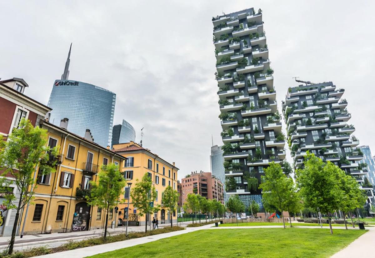 Comfortable Flat Inside Isola And Garibaldi District Milano