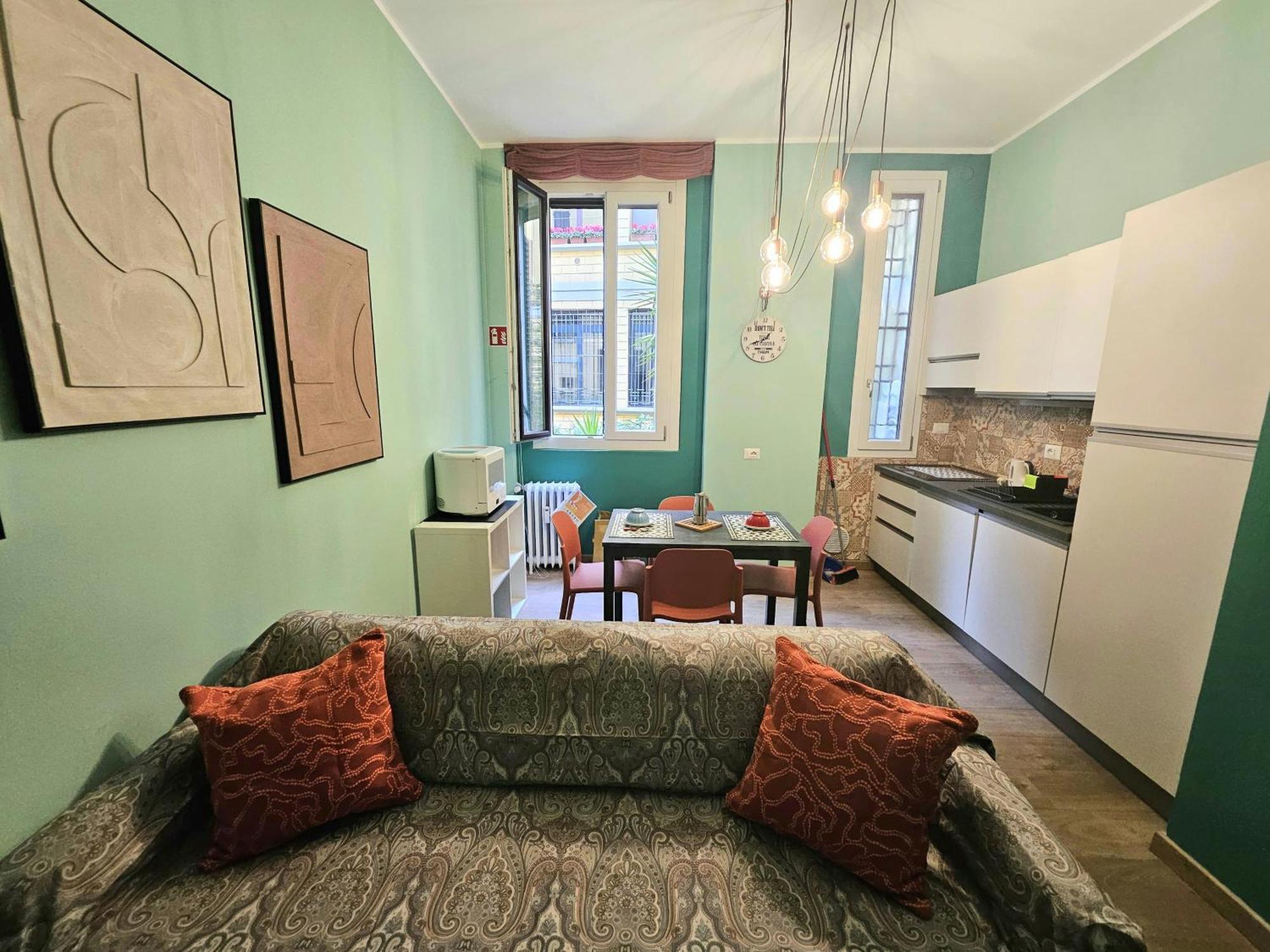 Comfortable Flat Inside Isola And Garibaldi District * Milano